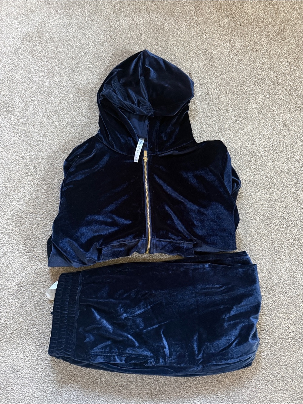 NWOT Fabletics Velour Tracksuit M